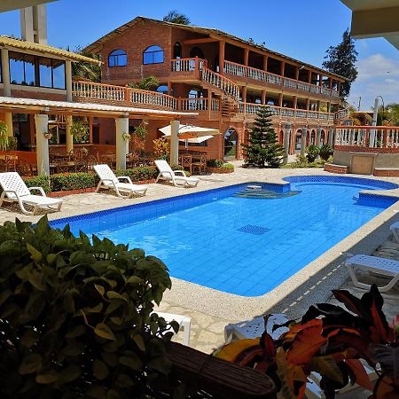Suite Hotel Romanos بلاياس المظهر الخارجي الصورة